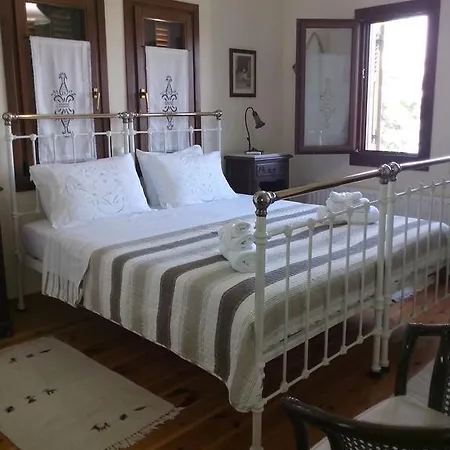 Maison d'hôtes Panos *