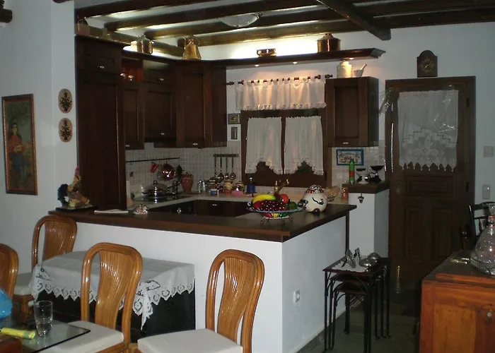 Πανσιόν Panos Áyios Dhimítrios