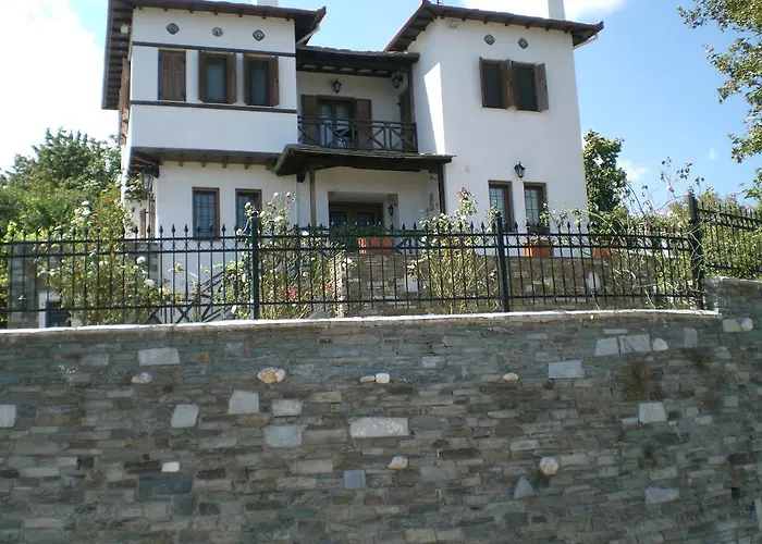 Πανσιόν Panos Áyios Dhimítrios