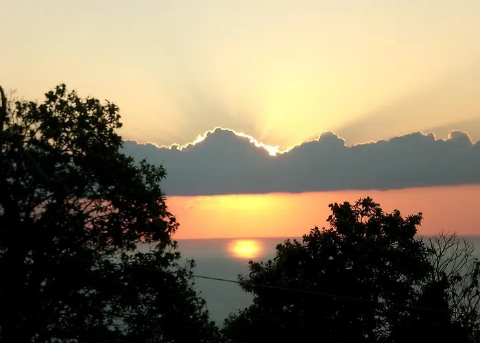 Πανσιόν Panos Áyios Dhimítrios